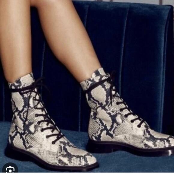 Stuart Weitzman McKenzee Python Embossed Lace Up Leather Combat Boots Size 7 - Picture 5 of 13